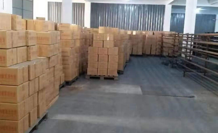 特種<a href=http://www.vms4030.com/fwzhxt/ target=_blank class=infotextkey>蜂窩活性炭</a>包裝